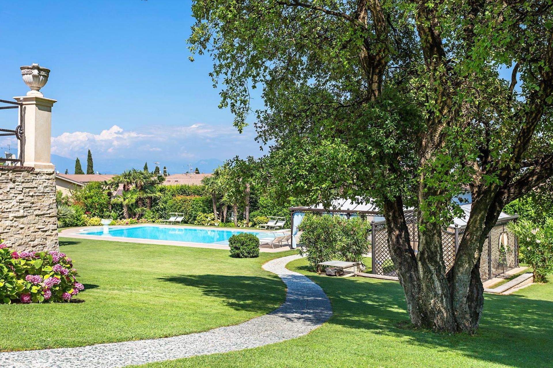 Villa Angela - Italian Homing Desenzano del Garda Ngoại thất bức ảnh